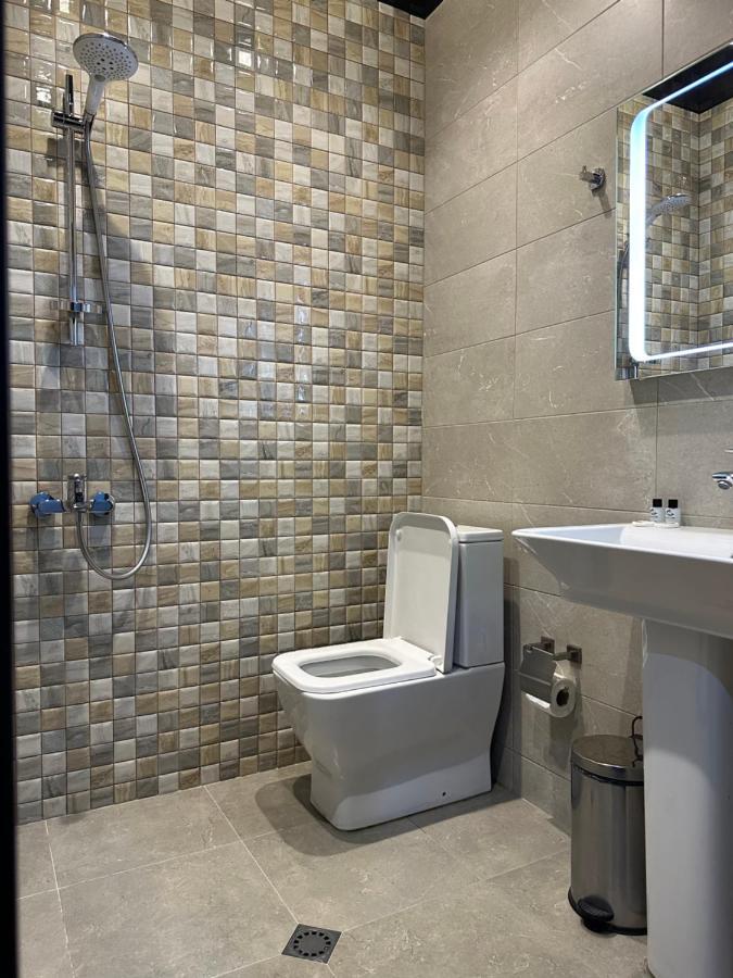 באטומי Hotel Light Palace מראה חיצוני תמונה